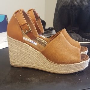 Steve Madden Jaylen Wedge